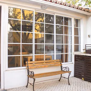 Appartamento Almirante24 - With Garden - Ajuda Palace & Royal Treasure Museum, Lisbona