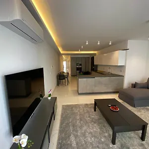  Appartamento Tigne Three Bedrooms Malta